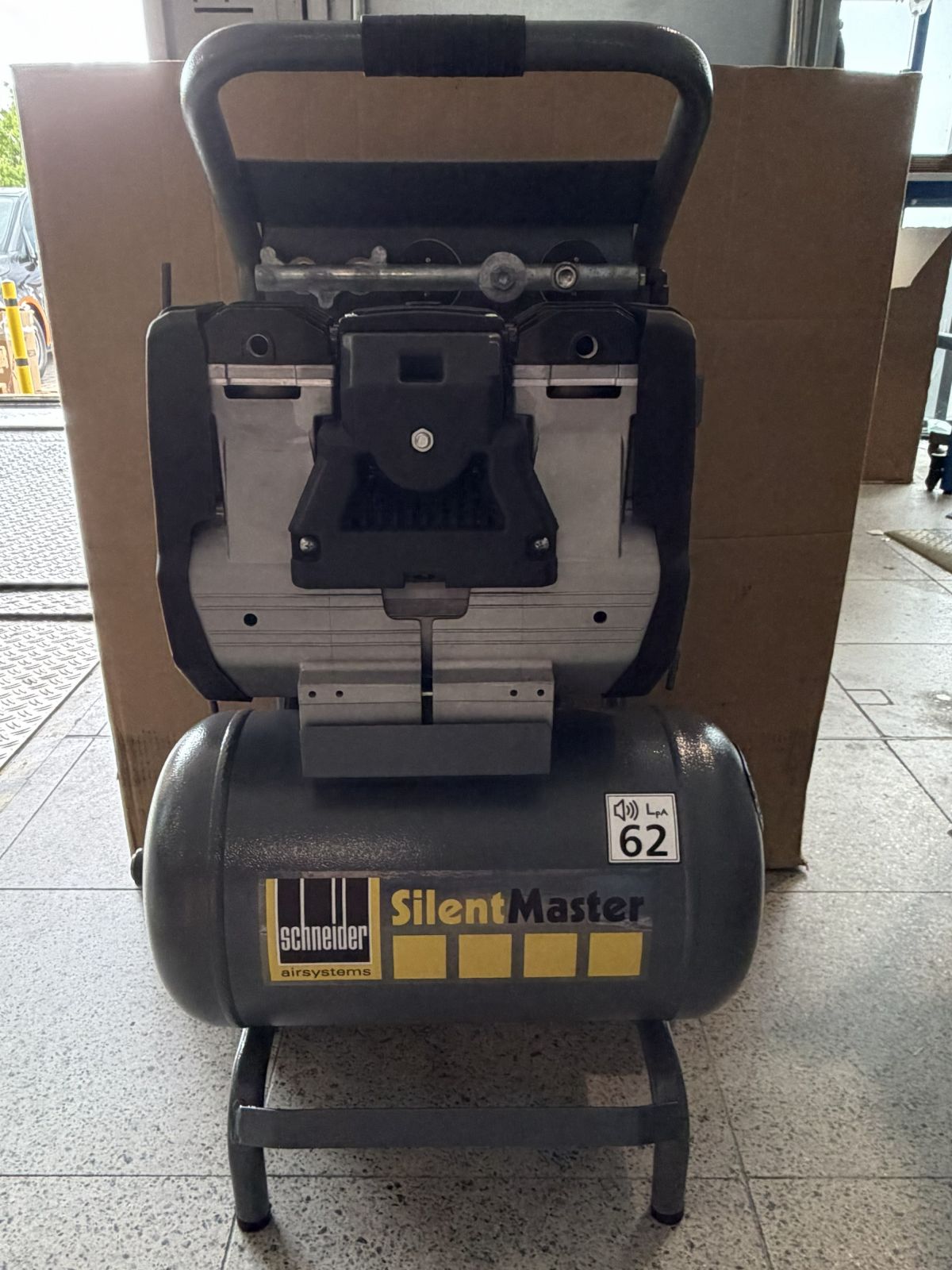 MERCE DI CLASSE B Compressore Schneider UNM 220-9-50 WSOF oil-free