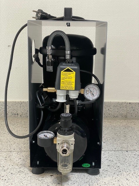 B-Ware I Schneider-Kompressor SEM 30-8-4 W DGKA333005