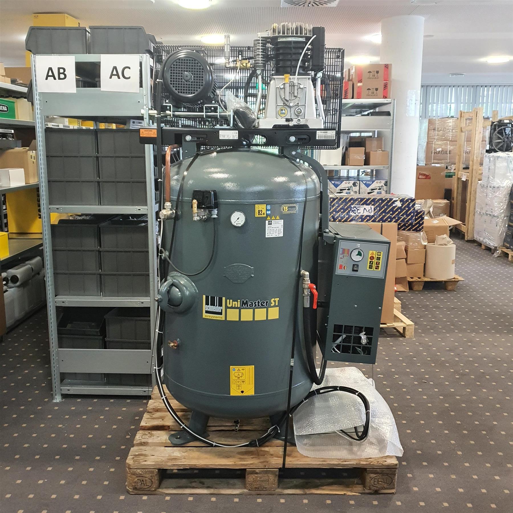 GEBRAUCHT Schneider-Kompressor UNM STS 1000-10-500 XDKC m. Kältetrockner u. Sterndreieckschalter 1121580525 - SN ITR2080183